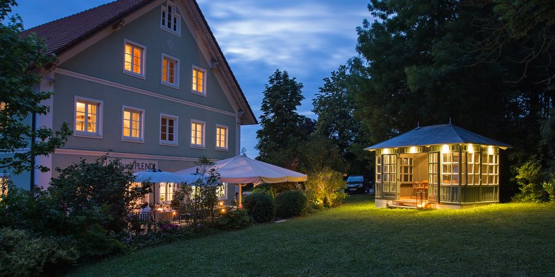 Landhaus mit Einrichtung im englischen Stil