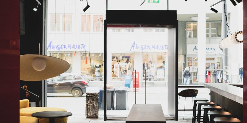 fancyrosi.studio eventlocation - Empfang Bar. Lounge