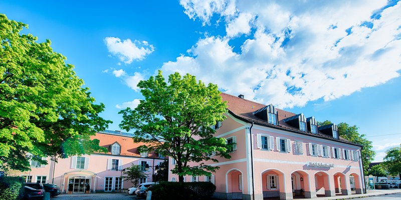 Hotel Restaurant m. Stuben & Tagungsräumen