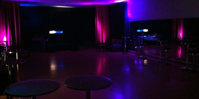 Party venue for 30 to 200 people