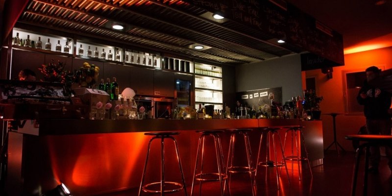 Gemütlicher Partyraum mit Aussenbereich