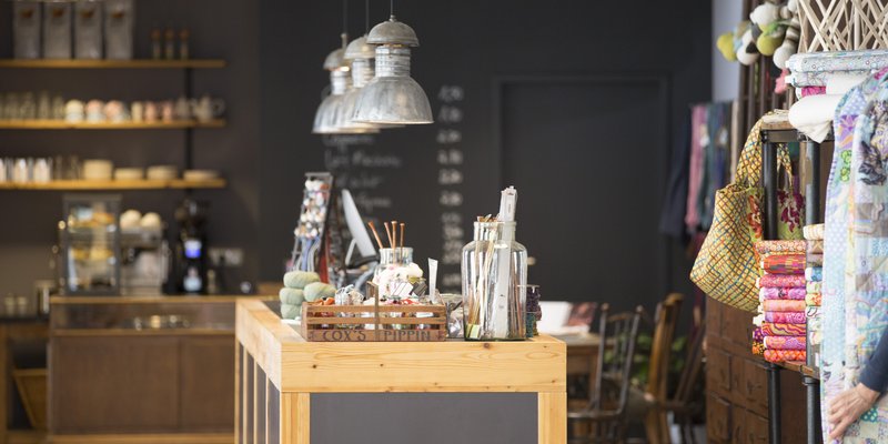 Ladengeschäft mit Loftcharakter