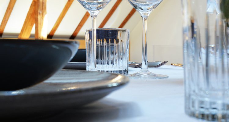 Hofgut m. Saal, Kapelle, verwunschenem Garten - Kleiner Saal