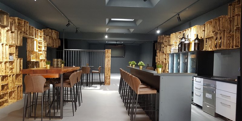 Boxing Club + Weinbar