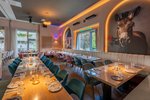 Kymata Modern - Festlich gedeckte Tafel im Kymata Modern – gemeinsam genießen beim Business Dinner oder Teamabend.
