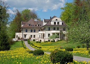 Hotel in historischer Villa im Grünen