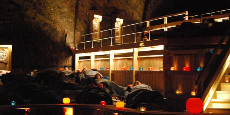 Salzwelt tief im Berginneren