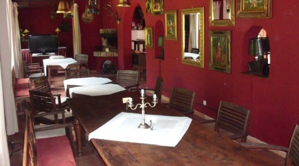 Waldkeller und Partymeile im Forsthaus