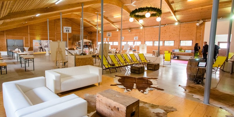 Landgut mit Halle für Seminar und Tagung