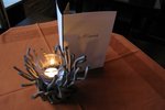 Restaurant mit charmanter Holzvertäfelung