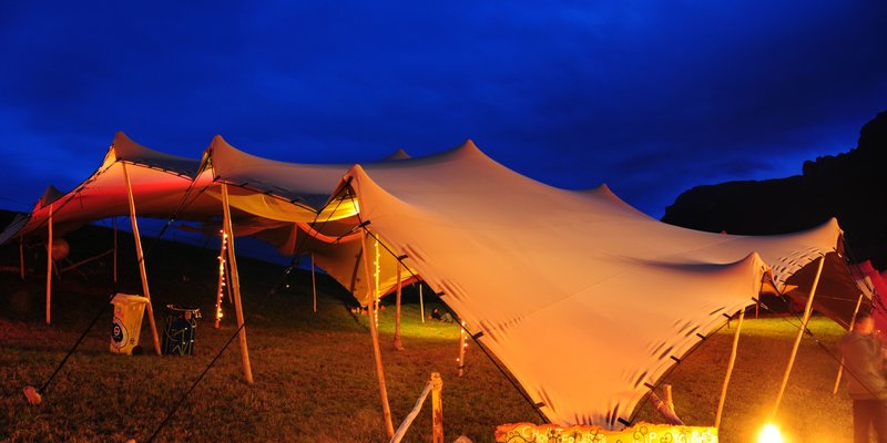 Stretchzelte für Events von 75 - 330 m² - Festival Stretchzelt