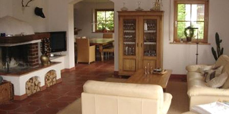 Ländliche Villa mit spektak. Alpenblick