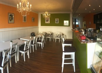 Vegan bar & bistro in Schwabing-West