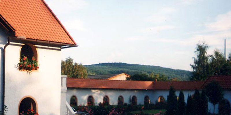 Schlossartiges Anwesen mit kl. Park