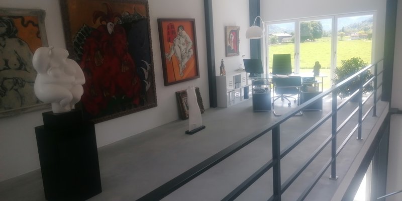 Kunsthaus mit Aussicht auf die Berge